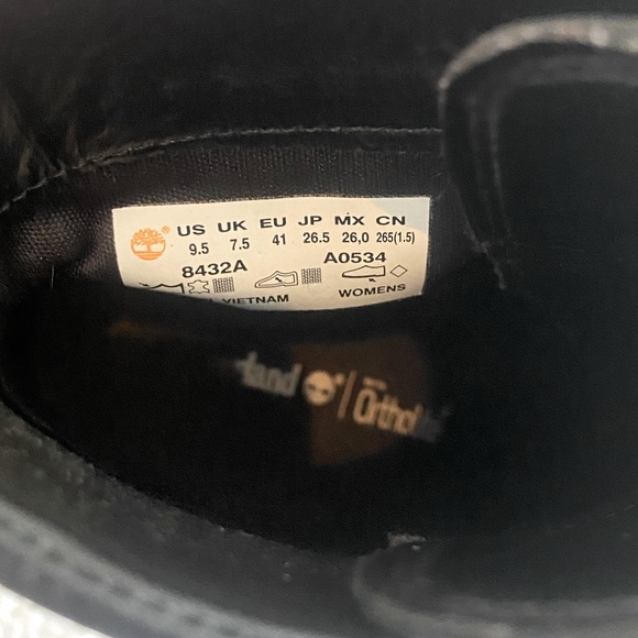 𝑻𝒊𝒎𝒃𝒆𝒓𝒍𝒂𝒏𝒅 𝑩𝒍𝒂𝒄𝒌 𝑳𝒆𝒂𝒕𝒉𝒆𝒓 𝑩𝒐𝒐𝒕𝒔 - Picture 8 of 11